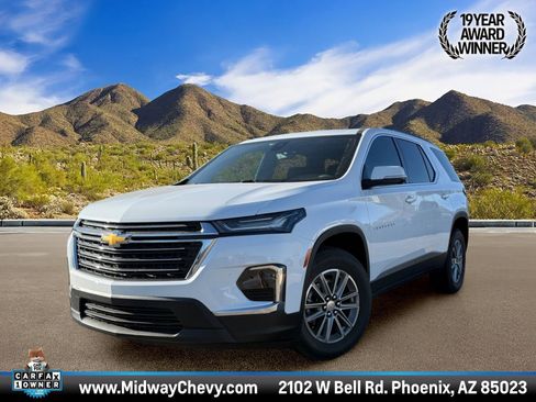 Certified 2023 Chevrolet Traverse LT FWD image 1