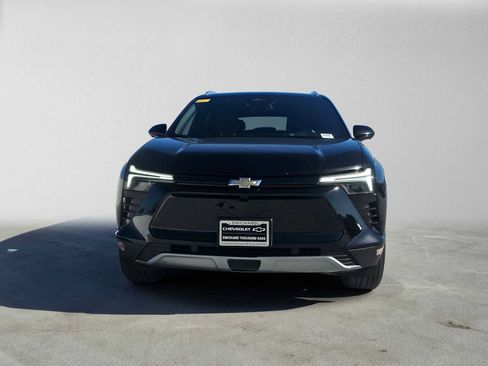 Used 2024 Chevrolet Blazer EV LT AWD/4WD image 9