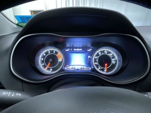 Used 2021 Jeep Cherokee Limited image 19