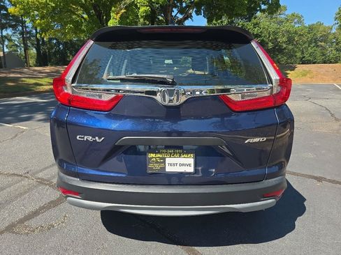 Used 2018 Honda CR-V LX image 4