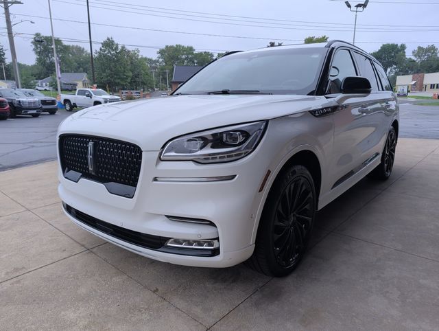 Used 2022 Lincoln Aviator Reserve w/ Equipment Group 201A AWD/4WD image 5