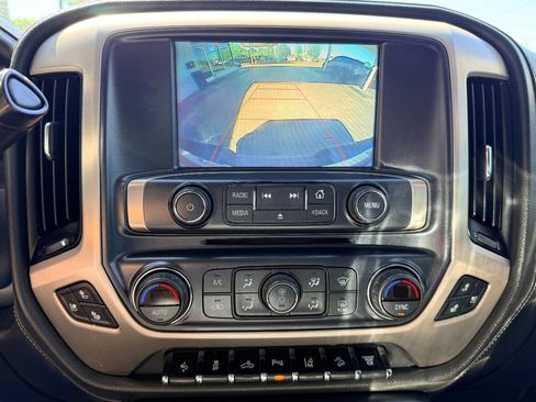 Used 2018 GMC Sierra 2500 Denali w/ Duramax Plus Package AWD/4WD image 27