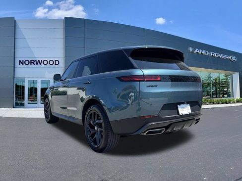 Used 2024 Land Rover Range Rover Sport SE AWD/4WD image 6