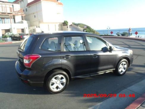 Used 2014 Subaru Forester 2.5i image 3