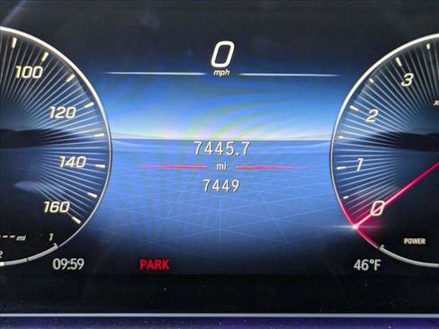 Certified 2025 Mercedes-Benz GLE 450 GLE 450 image 11