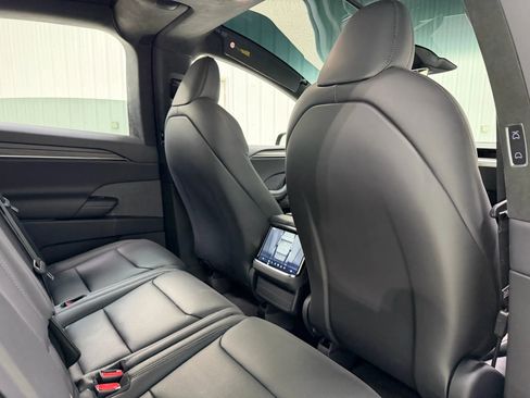 Used 2026 Tesla Model X image 21