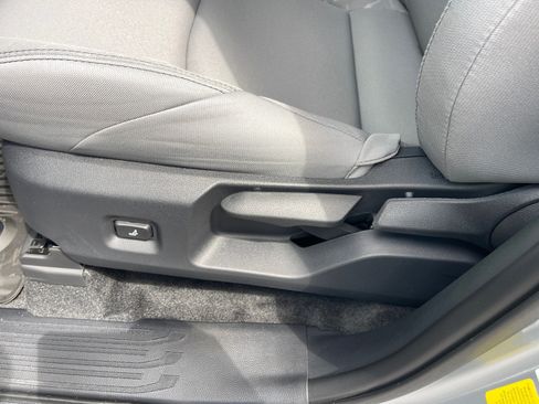 New 2026 Toyota Tacoma SR5 image 8