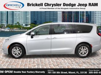 Used 2023 Chrysler Pacifica Touring-L FWD video 2