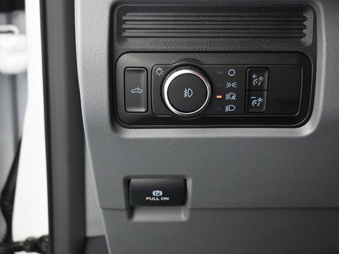 New 2026 Ford F250 XL w/ FX4 Off-Road Package image 11