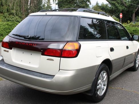 Used 2003 Subaru Outback Wagon AWD/4WD image 3