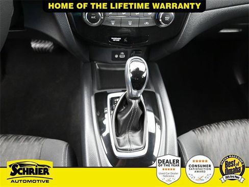 Used 2020 Nissan Rogue S image 25