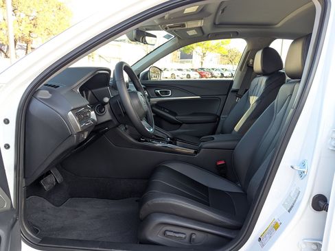New 2026 Acura Integra FWD image 12