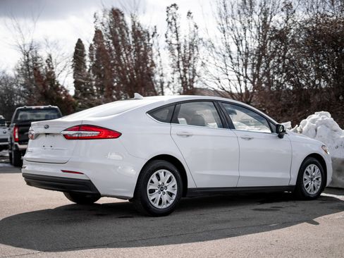 Used 2020 Ford Fusion S image 5