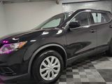 Used 2016 Nissan Rogue S image 4