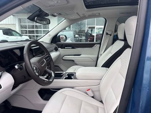 Used 2024 GMC Acadia Denali w/ LPO, Floor Liner Package image 10