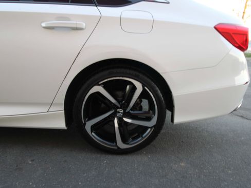 Used 2018 Honda Accord Sport image 55