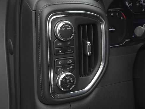 Used 2022 GMC Sierra 1500 SLT w/ SLT Premium Package image 23