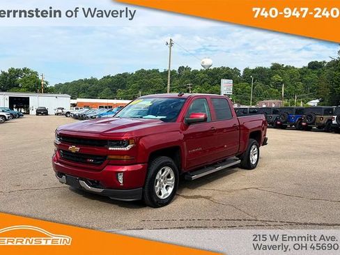 Used 2018 Chevrolet Silverado 1500 LT w/ All Star Edition AWD/4WD image 3