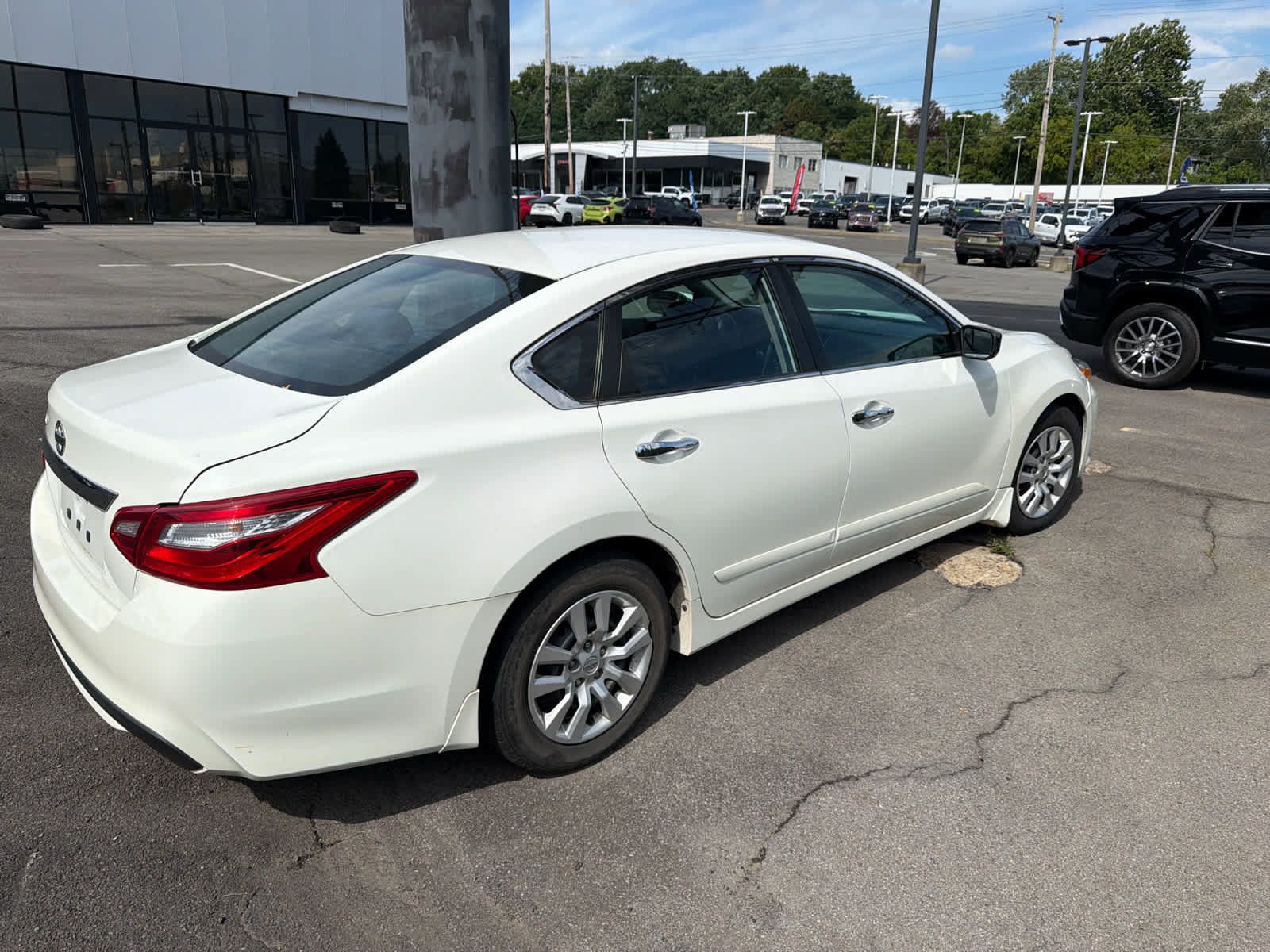 Used 2016 Nissan Altima 2.5 S w/ Power Driver Seat Package FWD image 21