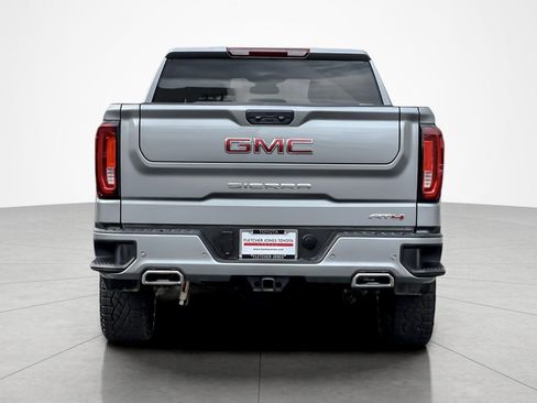 Used 2025 GMC Sierra 1500 AT4 image 4