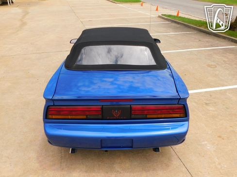 Used 1991 Pontiac Firebird Convertible RWD image 36