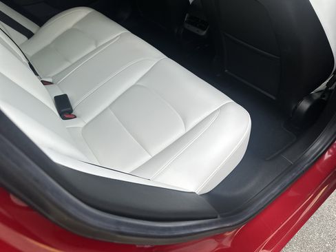 Used 2019 Tesla Model 3 Long Range image 25