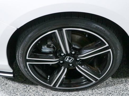 Used 2023 Honda Accord Sport image 11