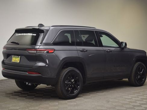 New 2026 Jeep Grand Cherokee 4WD image 5