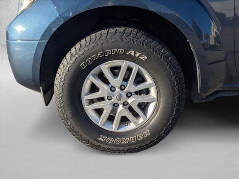 Used 2016 Nissan Frontier SV image 22