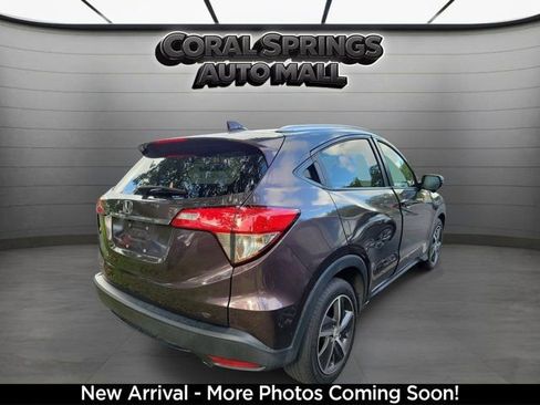 Used 2022 Honda HR-V EX image 2
