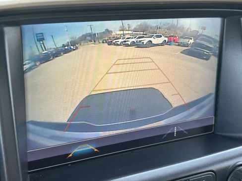 Used 2018 GMC Canyon Denali image 22