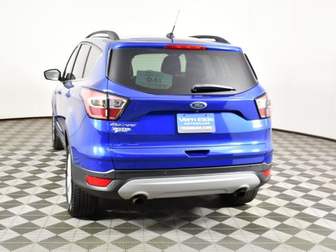 Used 2017 Ford Escape SE w/ Equipment Group 201A AWD/4WD image 7