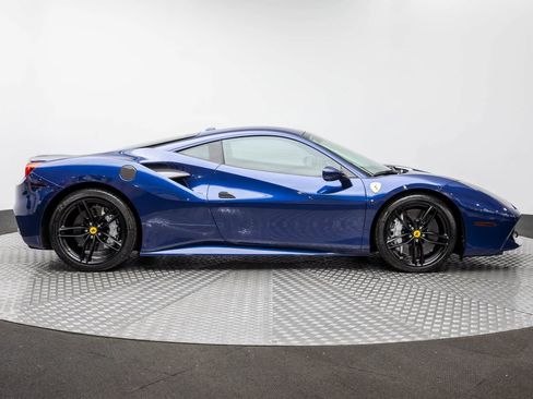 Used 2018 Ferrari 488 GTB image 61