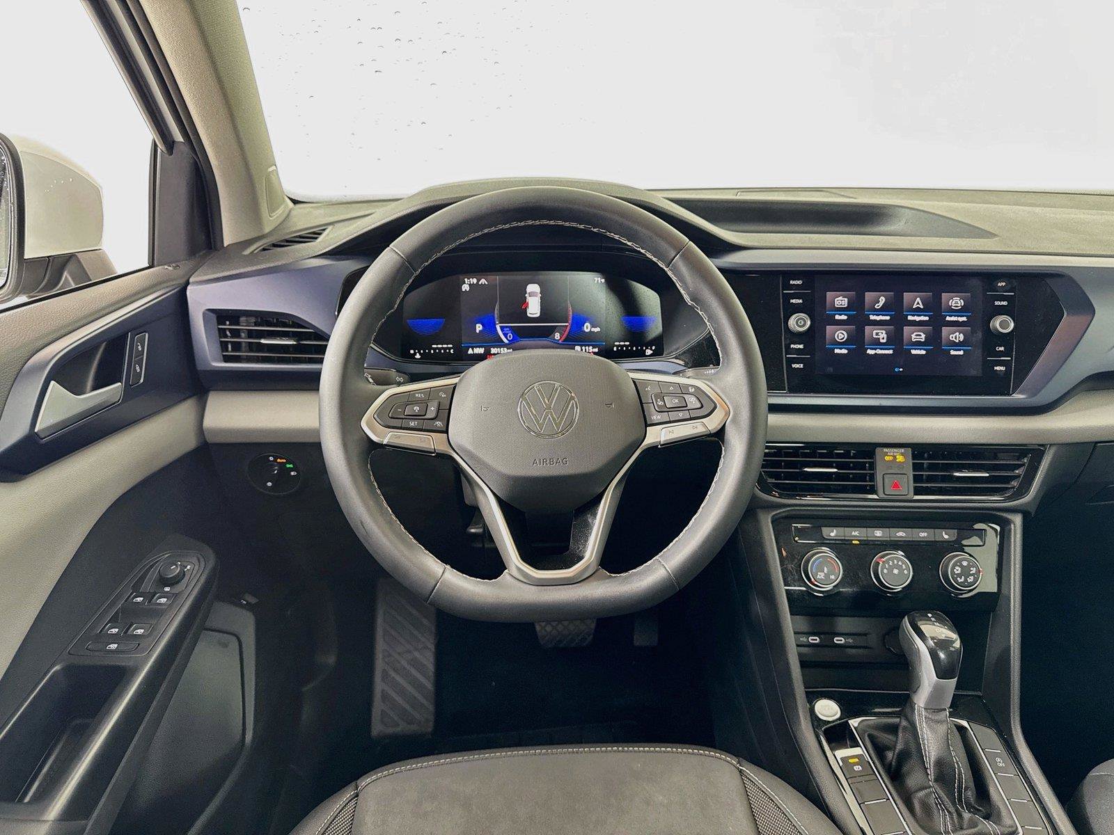 Certified 2023 Volkswagen Taos SE AWD/4WD image 21