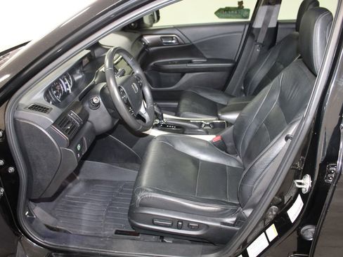 Used 2015 Honda Accord EX-L image 19