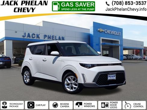 Used 2025 Kia Soul LX w/ LX Technology Package FWD image 1