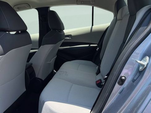 Used 2020 Toyota Corolla LE FWD image 10