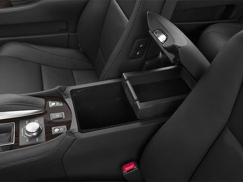 Used 2013 Lexus LS 460 w/ F-Sport Pkg RWD image 17