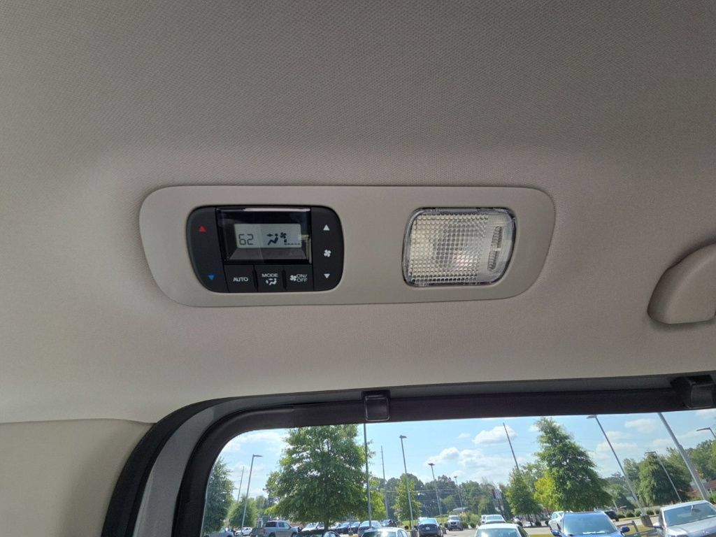 Used 2026 Honda Odyssey EX-L image 19