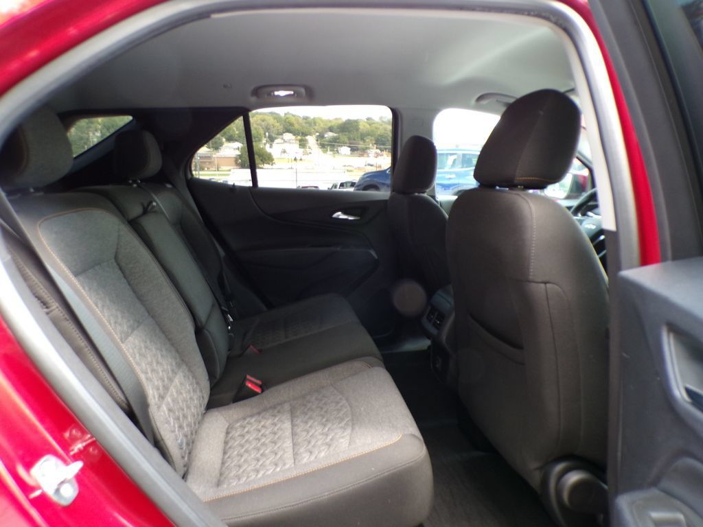 Used 2023 Chevrolet Equinox LT FWD image 20