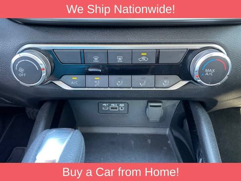 Used 2024 Nissan Altima 2.5 SV FWD image 21