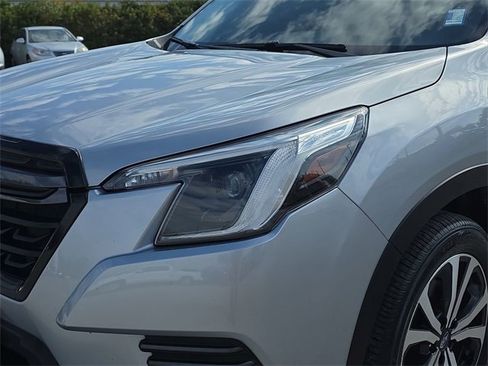 Used 2023 Subaru Forester Limited image 6