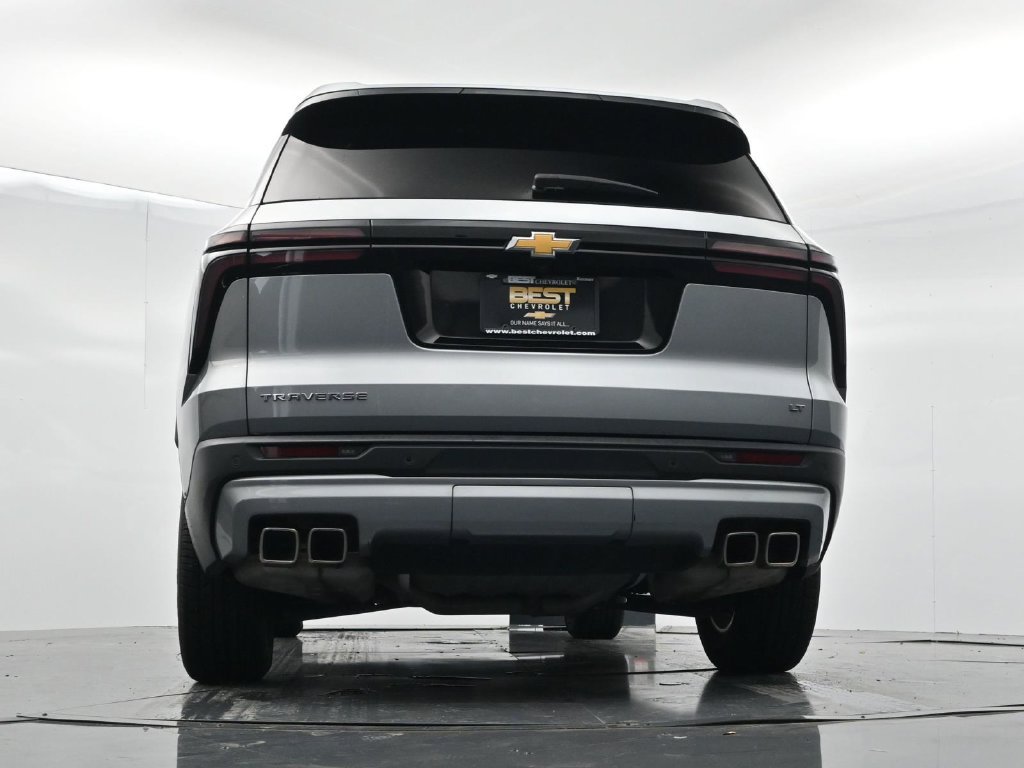 Used 2024 Chevrolet Traverse LT FWD image 31