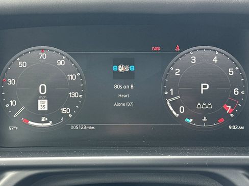 Used 2025 Land Rover Defender 110 S image 19