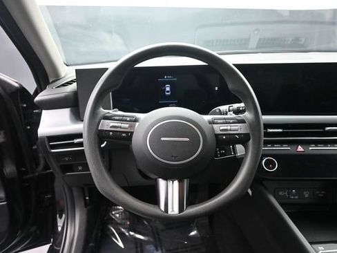 Used 2024 Hyundai Sonata SEL FWD image 7