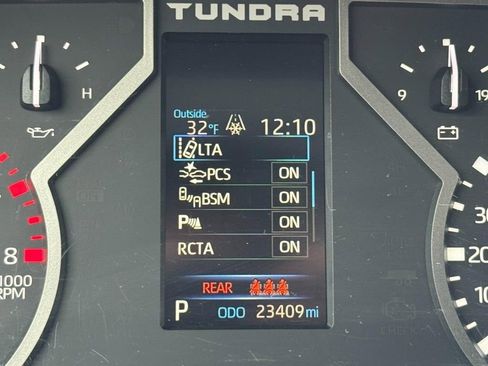 Used 2022 Toyota Tundra SR5 w/ SR5 Convenience Package image 20