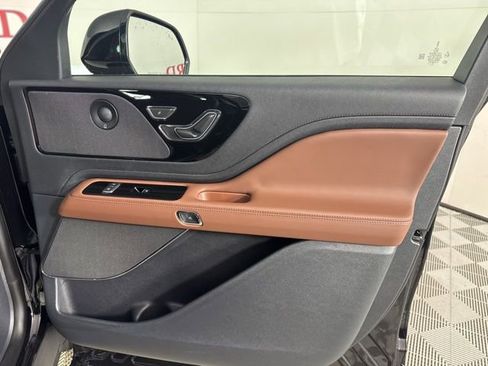 New 2026 Lincoln Aviator Reserve image 24