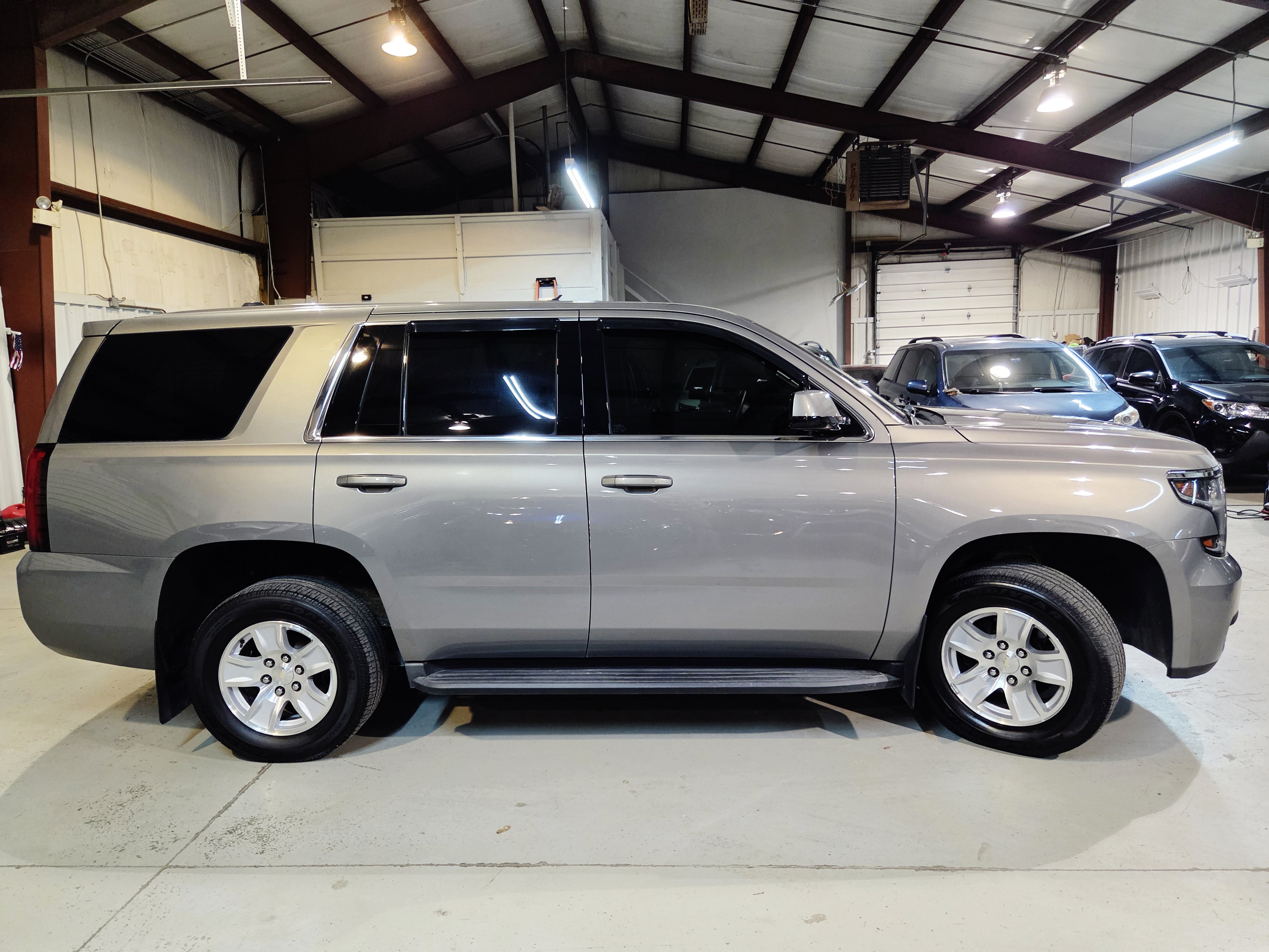 Used 2019 Chevrolet Tahoe 4WD w/ Enhanced Driver Alert Package image 7