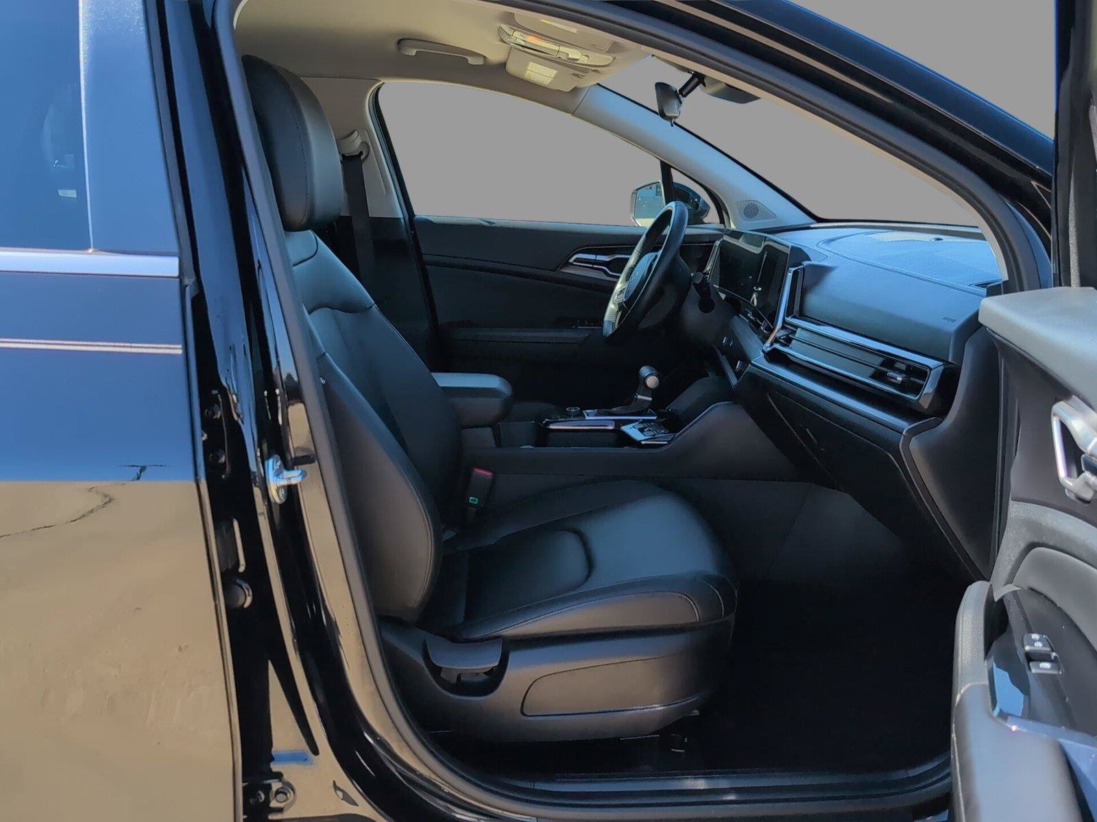 Used 2024 Kia Sportage EX FWD image 19