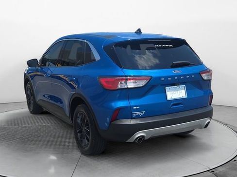 Used 2021 Ford Escape SE FWD image 3